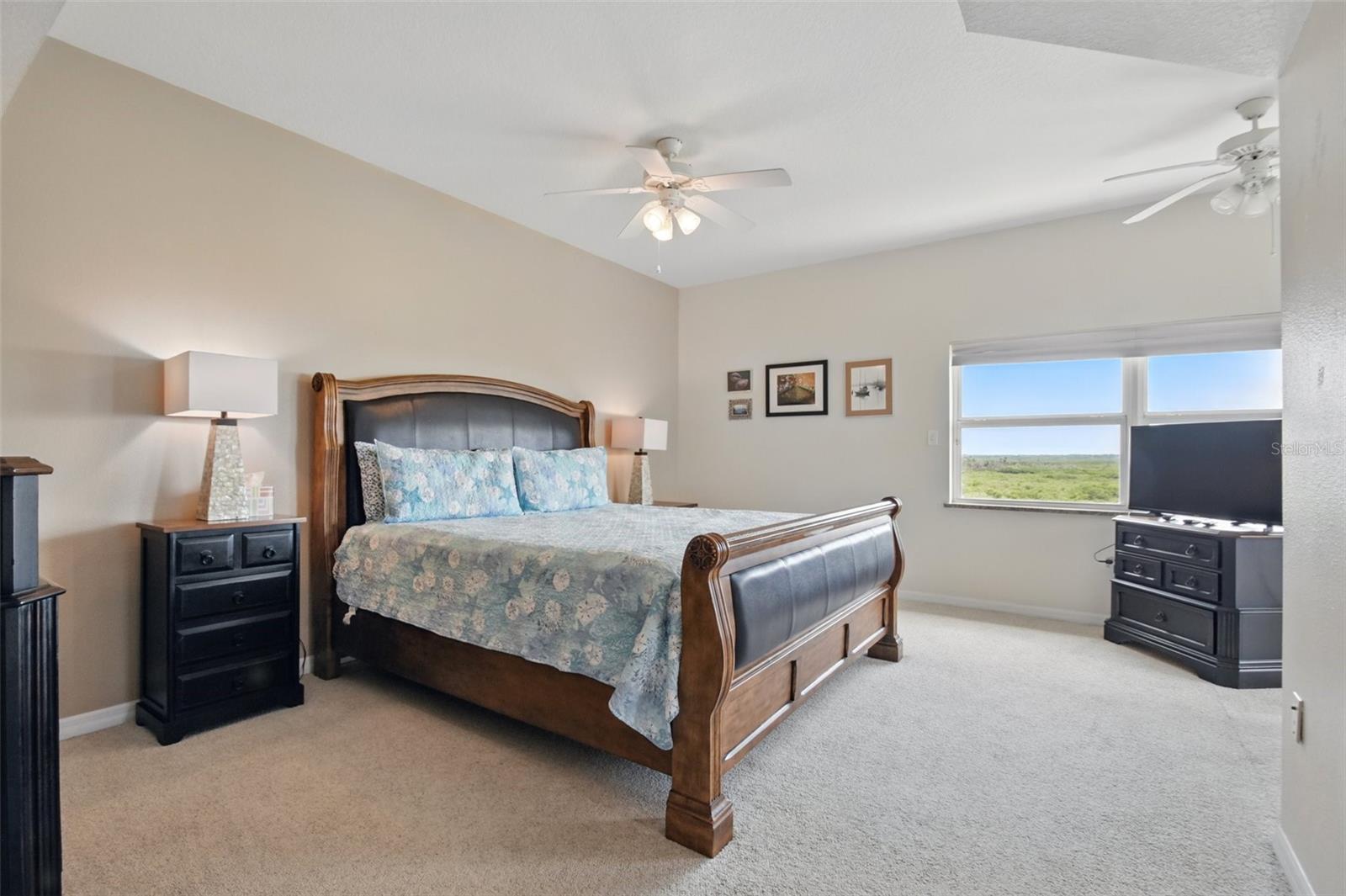 Image 21 of 48 For 5300 Atlantic Avenue 6-507