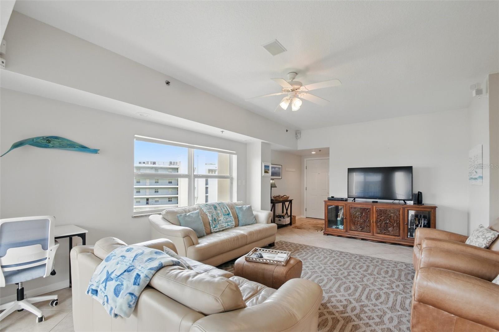 Image 9 of 48 For 5300 Atlantic Avenue 6-507