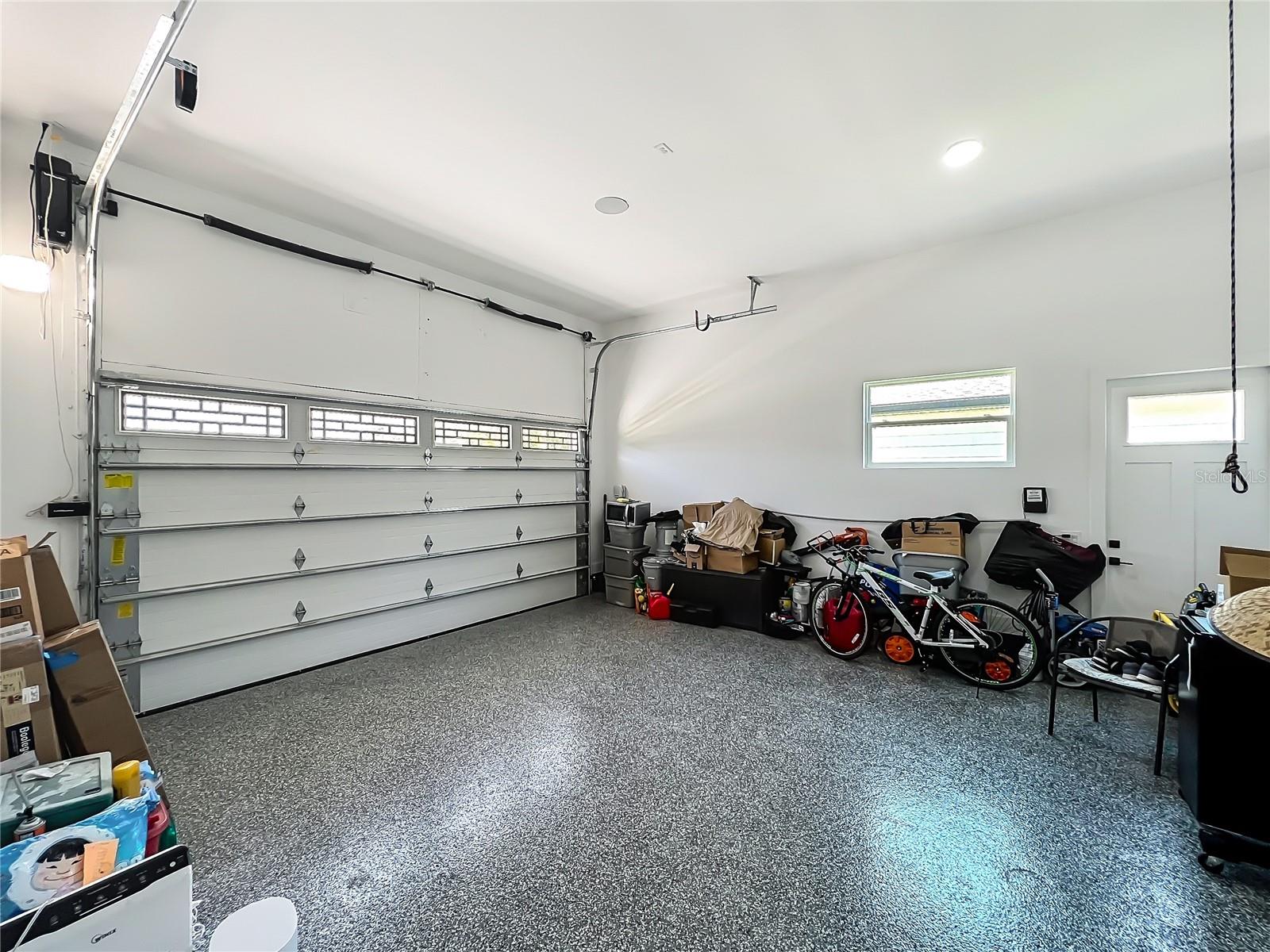 Image 39 of 59 For 601 Green Briar Boulevard