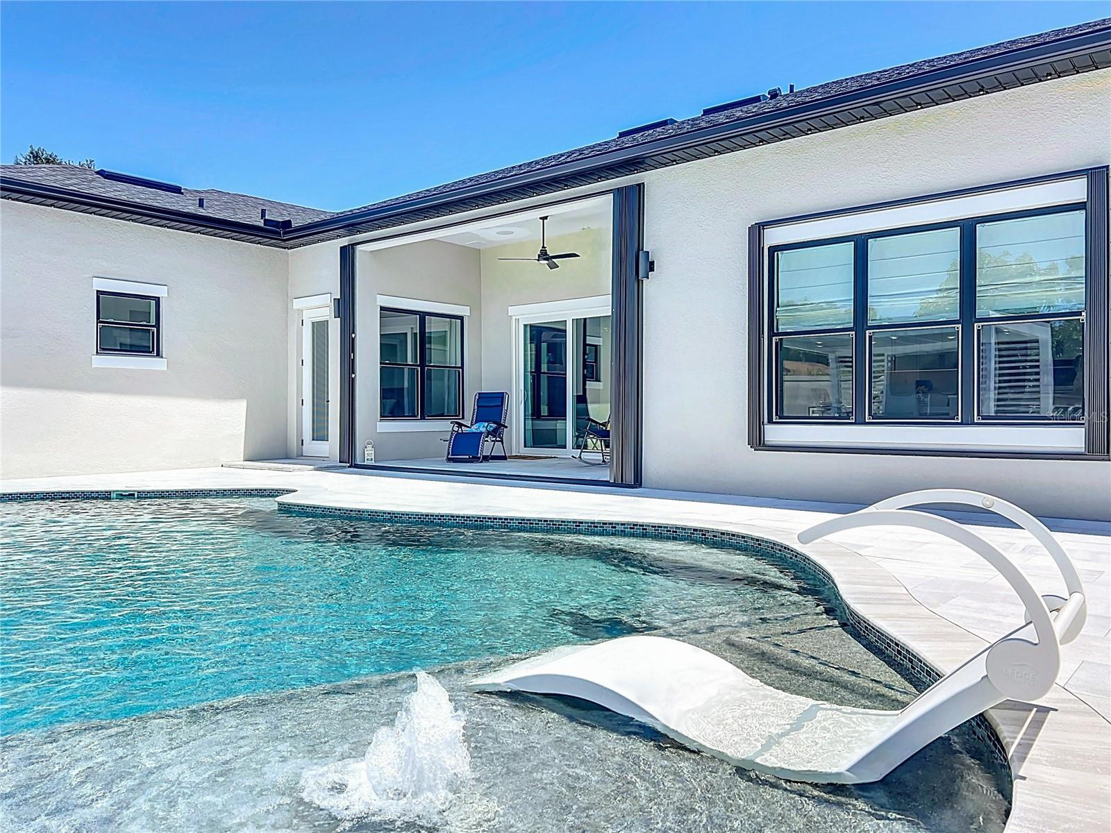 Image 42 of 59 For 601 Green Briar Boulevard