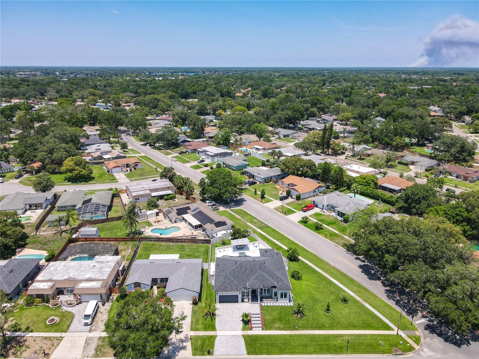 Image 56 of 59 For 601 Green Briar Boulevard
