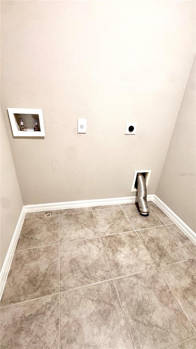 Image 21 of 38 For 2450 Sweet Viburnum Way