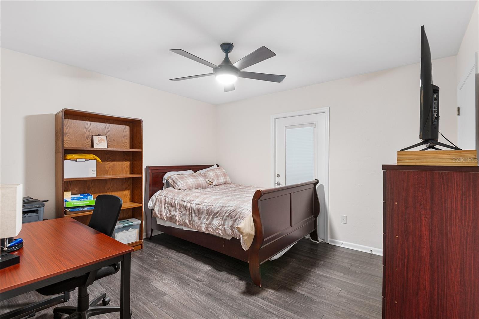 Image 14 of 21 For 2922 68th Lane