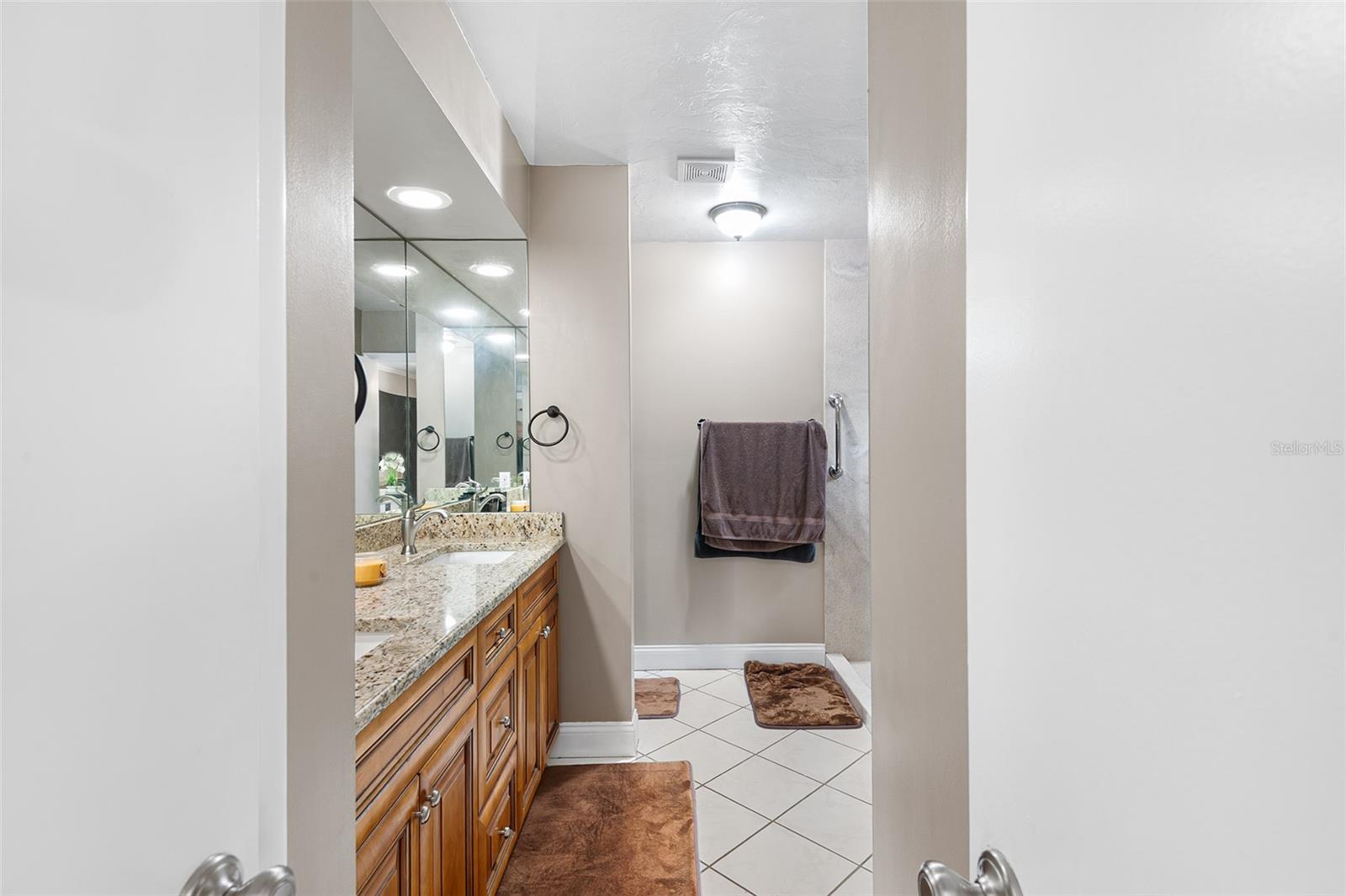 Image 17 of 21 For 2922 68th Lane