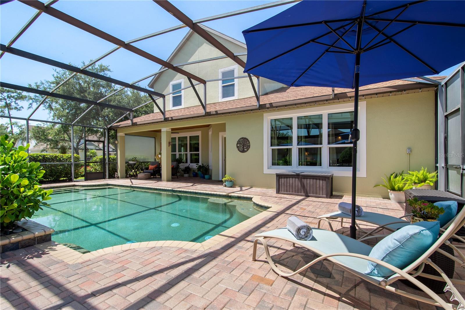 Image 55 of 94 For 402 Lake Victoria Circle