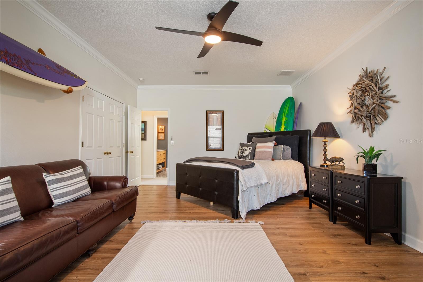 Image 71 of 94 For 402 Lake Victoria Circle