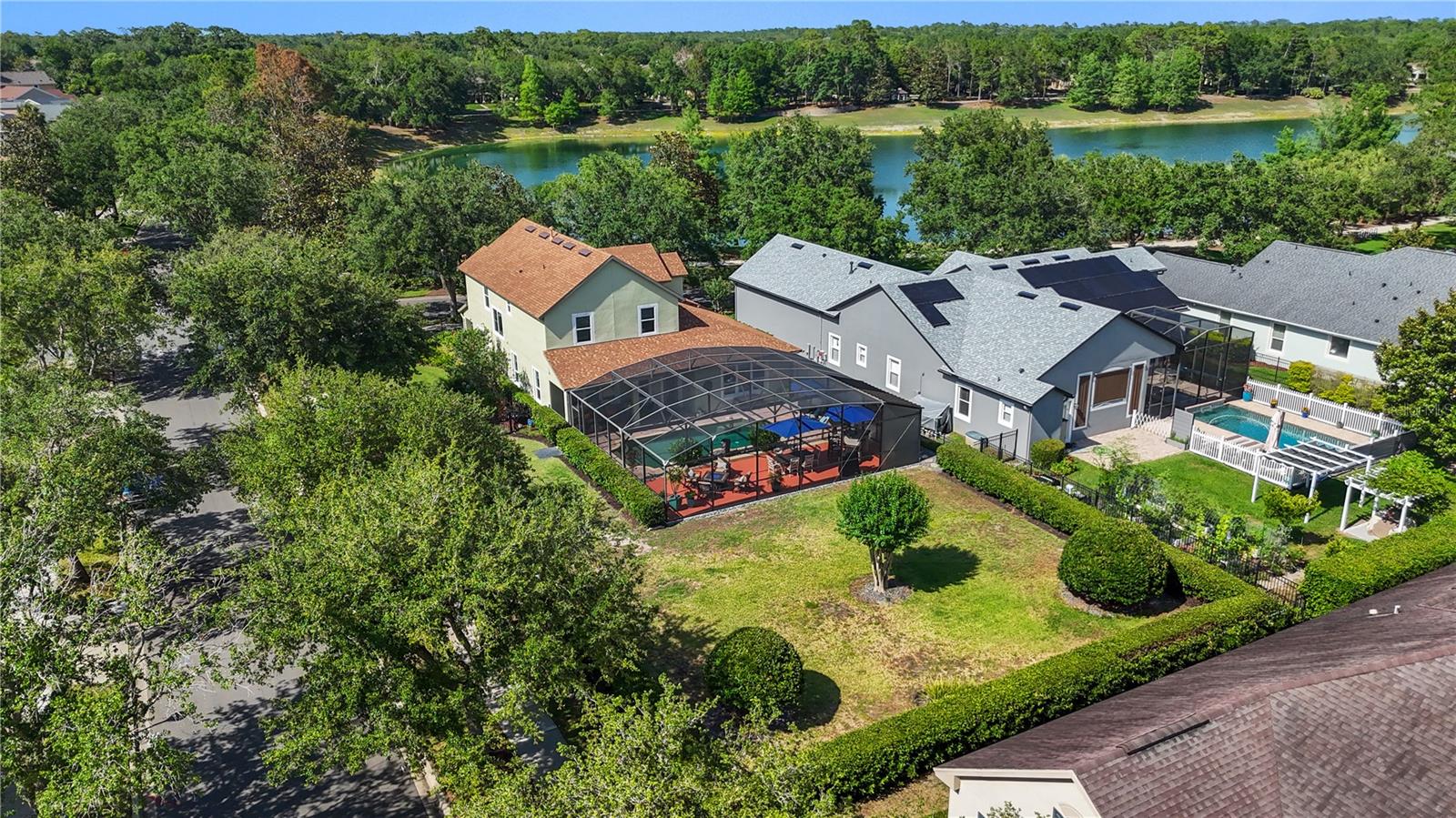 Image 83 of 94 For 402 Lake Victoria Circle