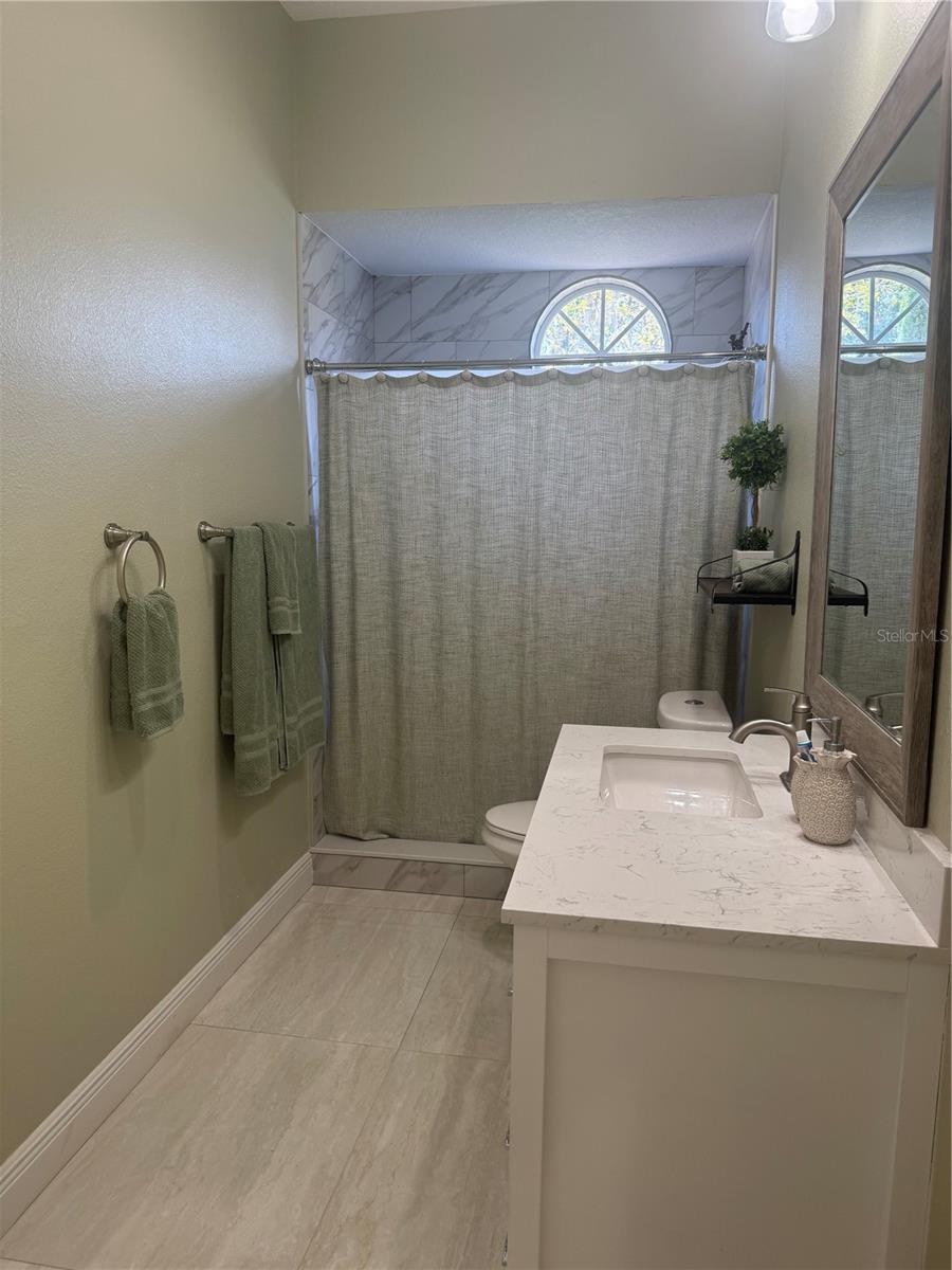 Image 6 of 9 For 802 Kaywood Drive