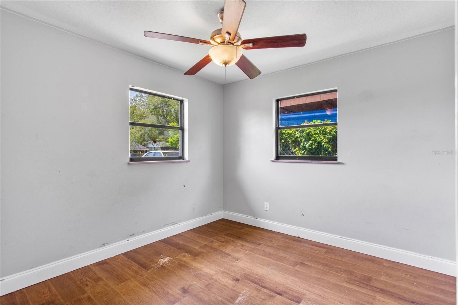 Image 23 of 31 For 245 Amador Circle