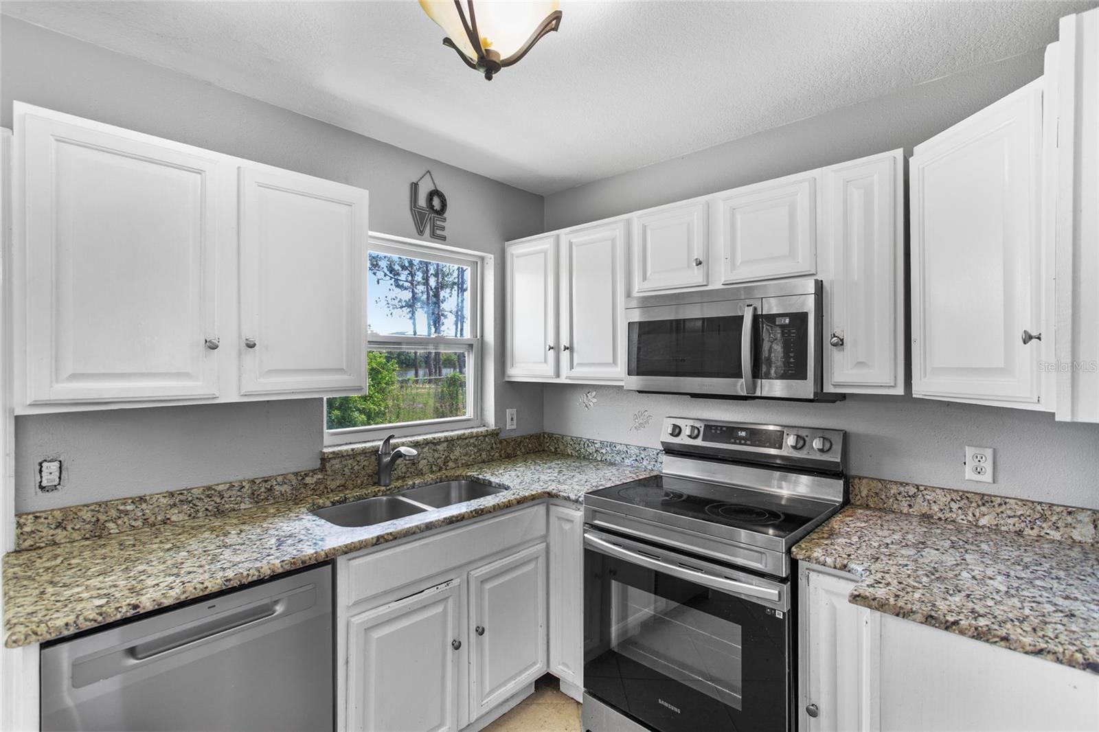 Image 9 of 31 For 245 Amador Circle