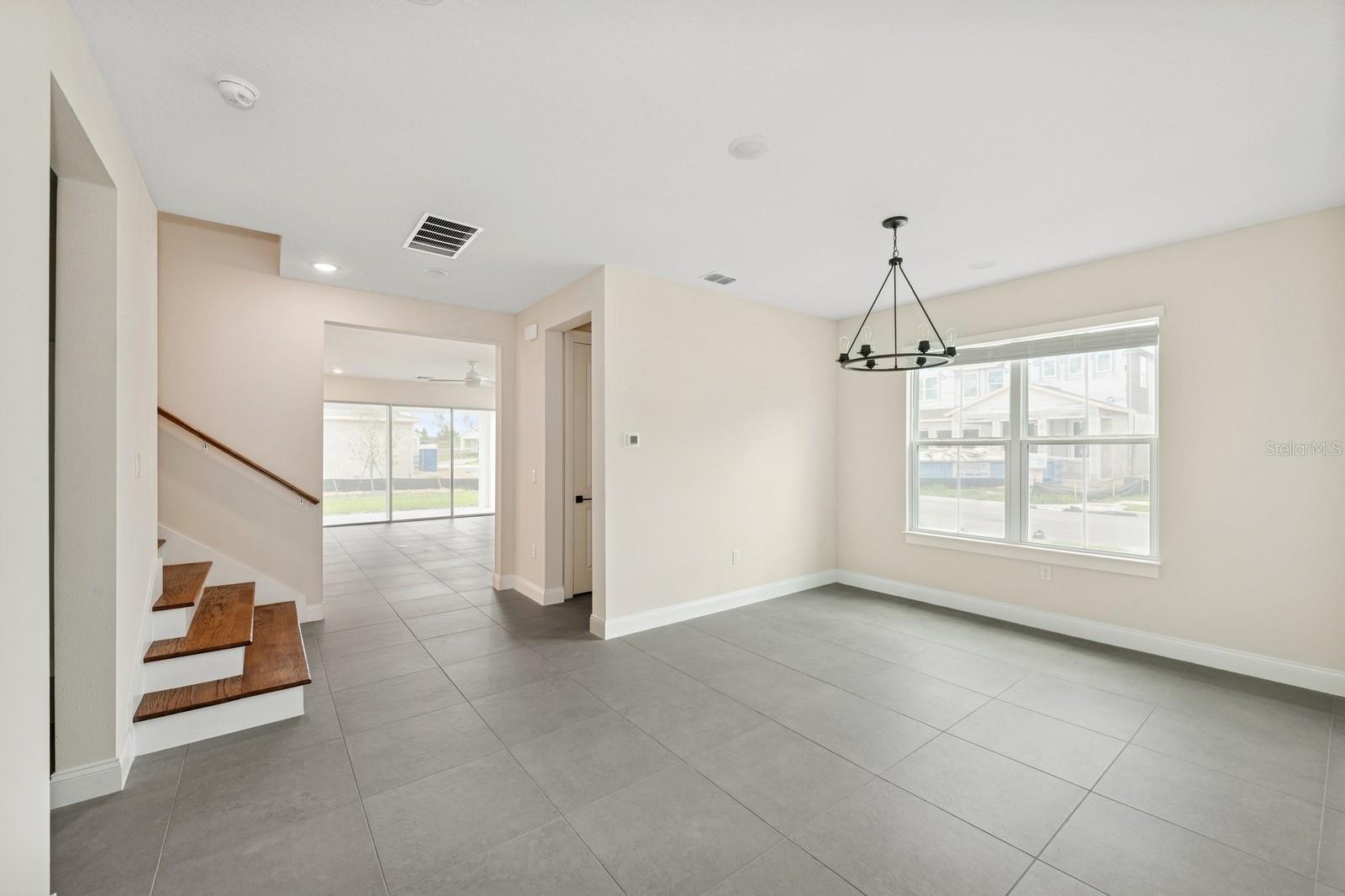 Image 13 of 40 For 13175 Telsen Street 40