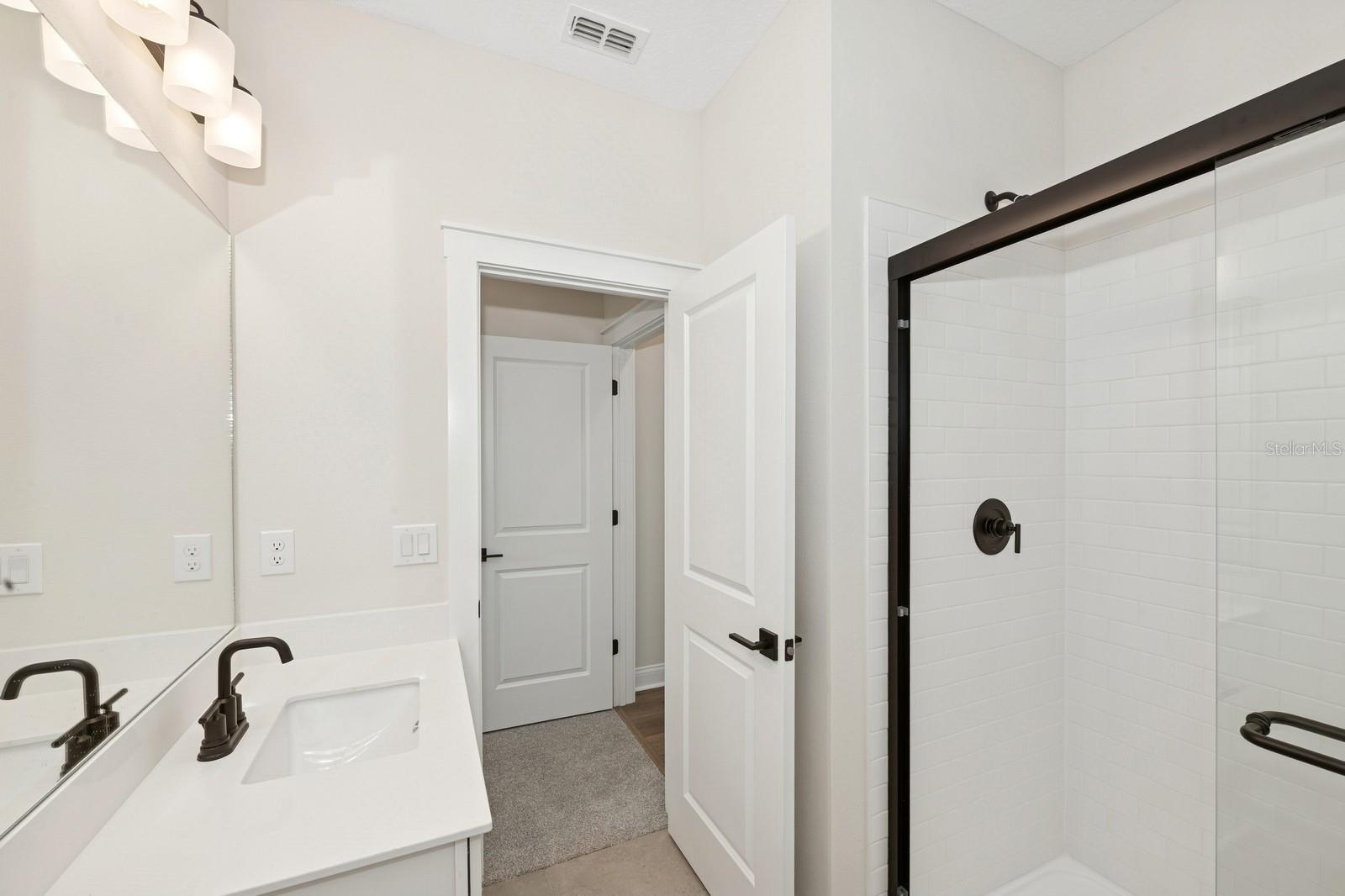 Image 14 of 40 For 13175 Telsen Street 40