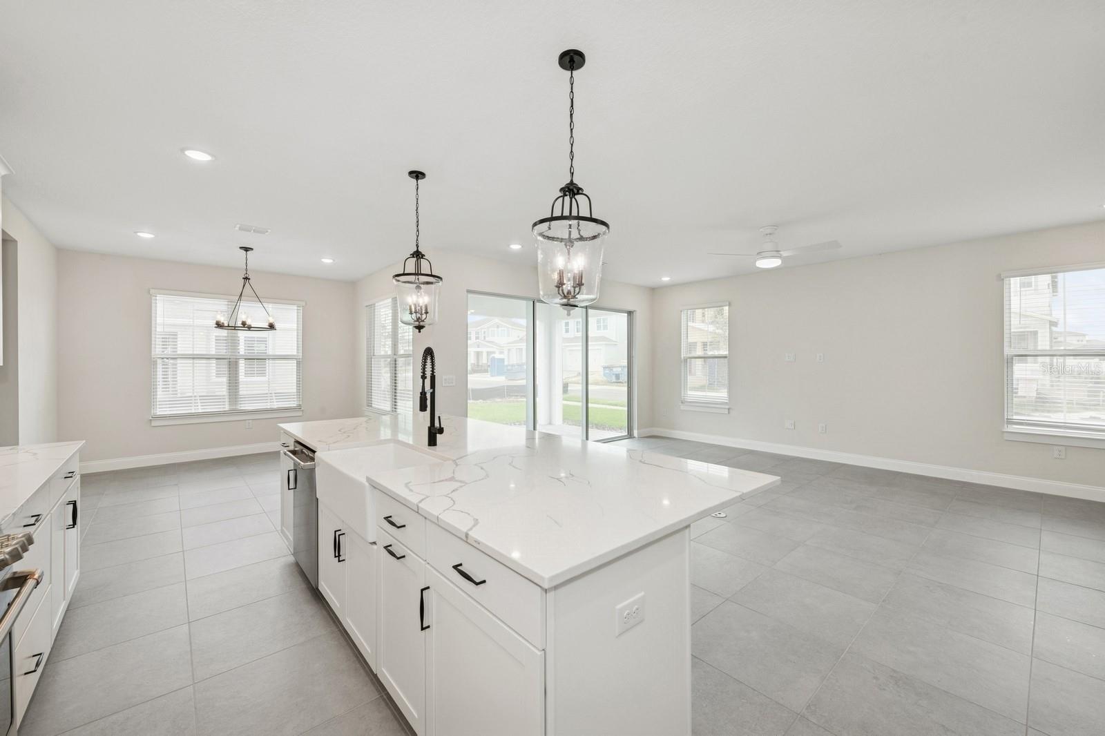 Image 8 of 40 For 13175 Telsen Street 40