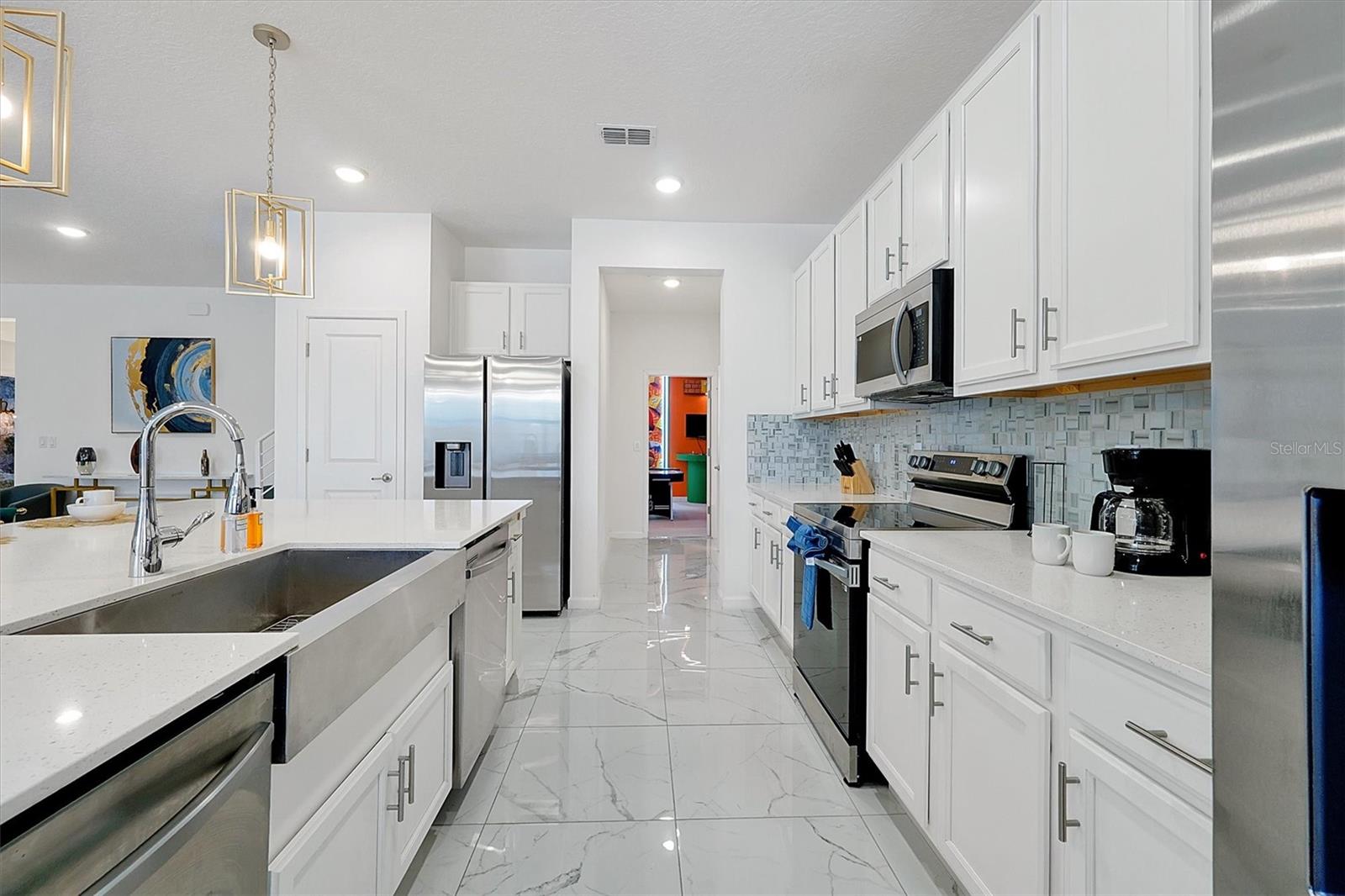 Image 11 of 99 For 3860 Sonoma Boulevard