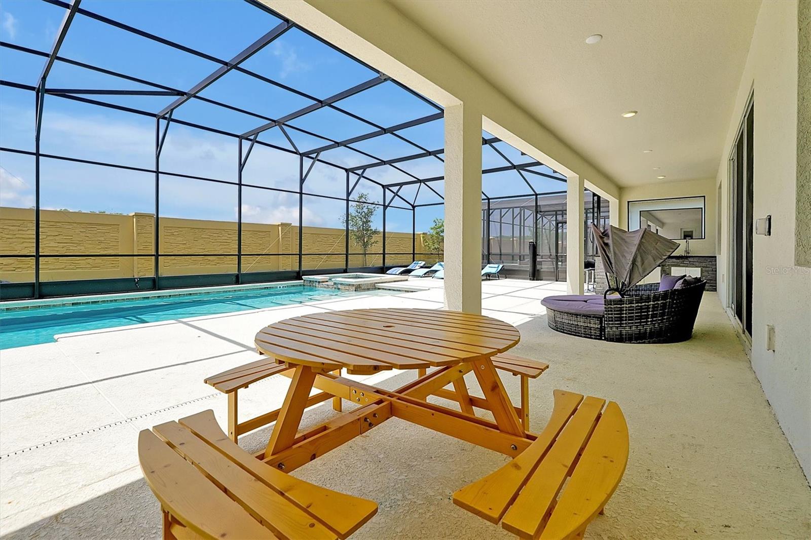 Image 20 of 99 For 3860 Sonoma Boulevard