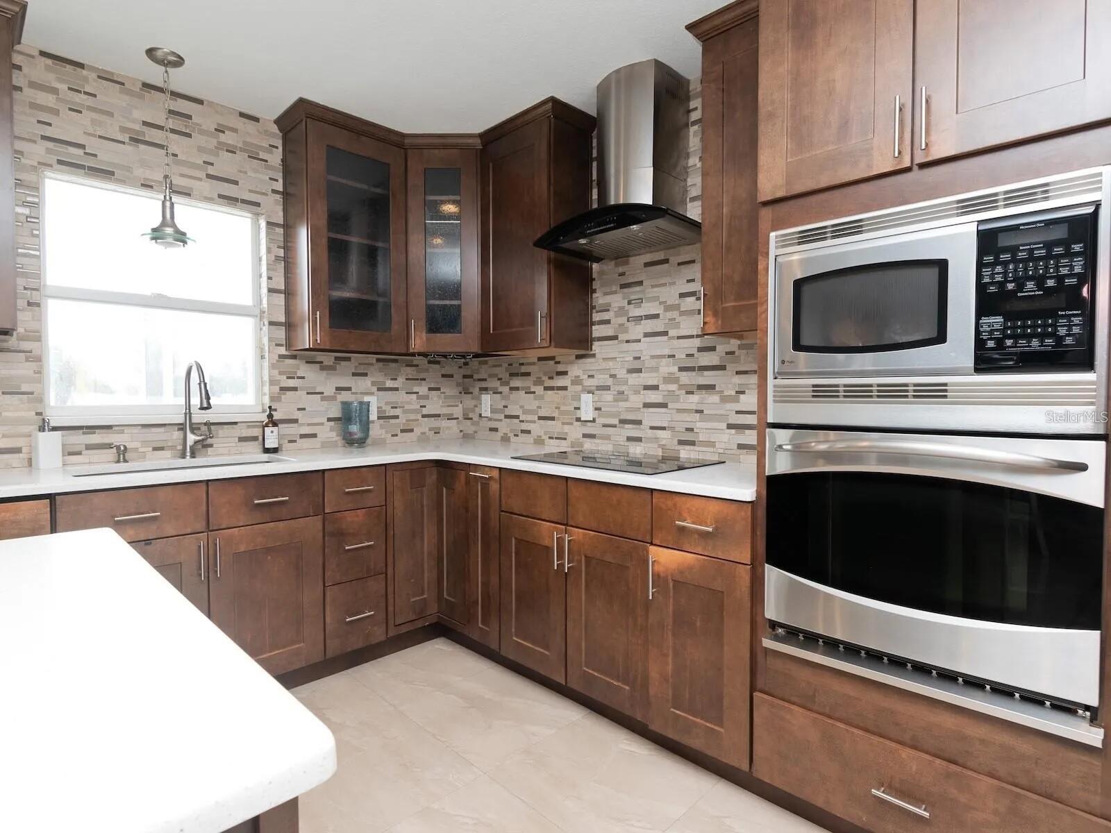 Image 8 of 19 For 2115 Valrico Heights Boulevard