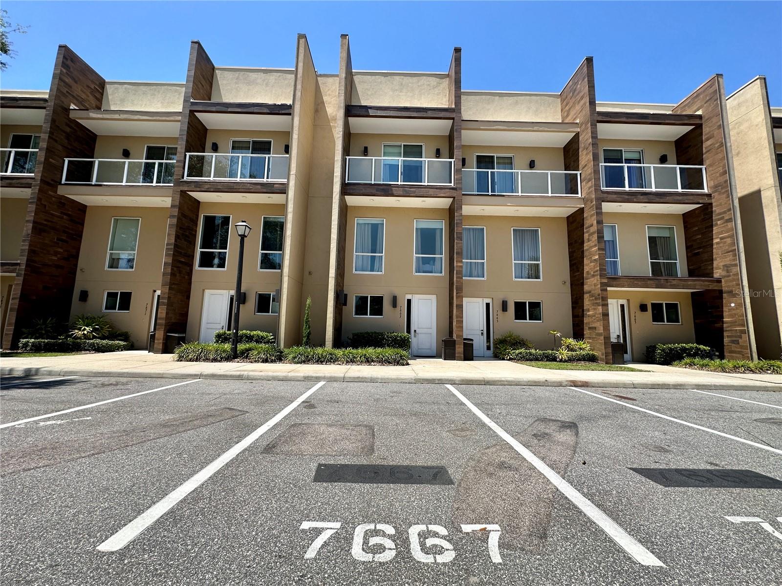 Image 3 of 70 For 7667 Recife Drive