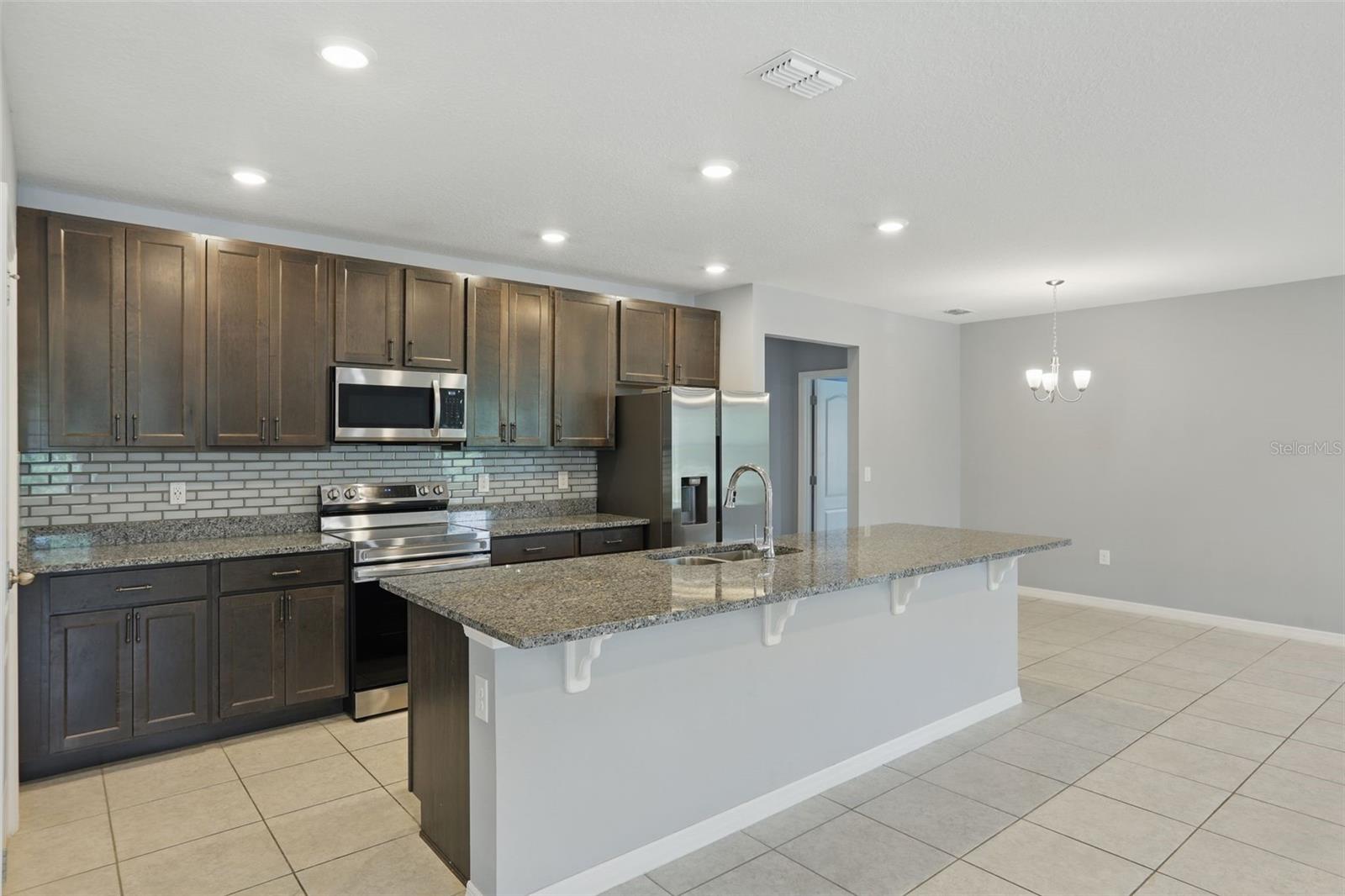 Image 10 of 44 For 15250 Aquarius Way