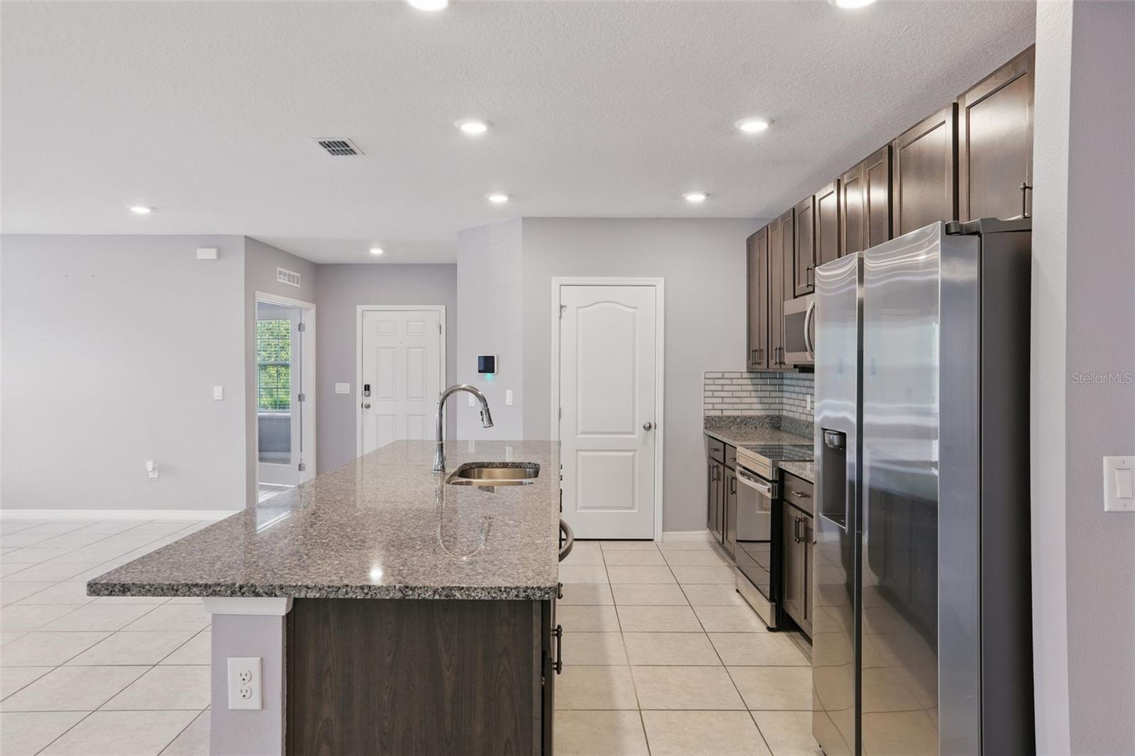 Image 9 of 44 For 15250 Aquarius Way
