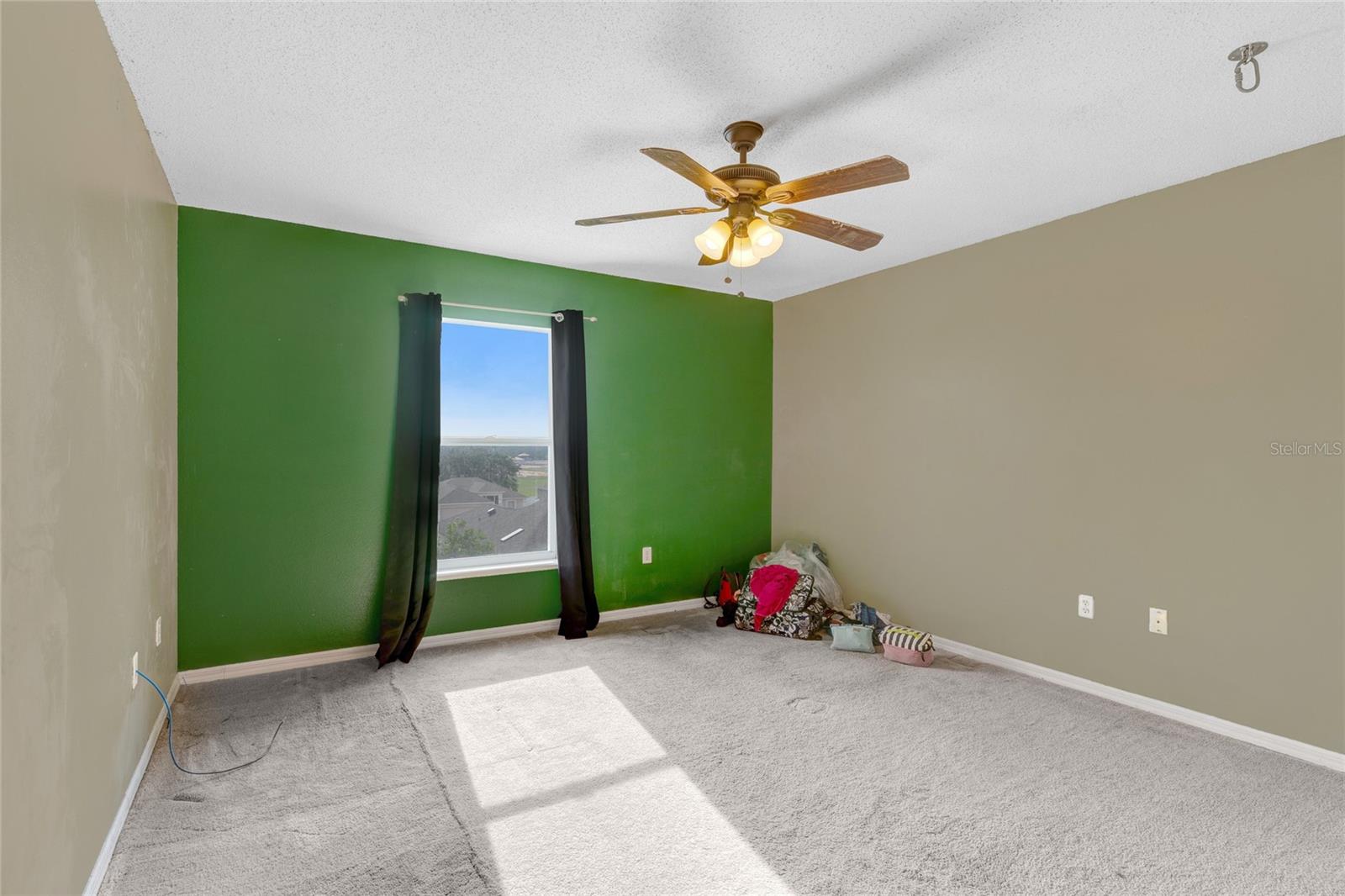 Image 10 of 15 For 125 Vervain Avenue