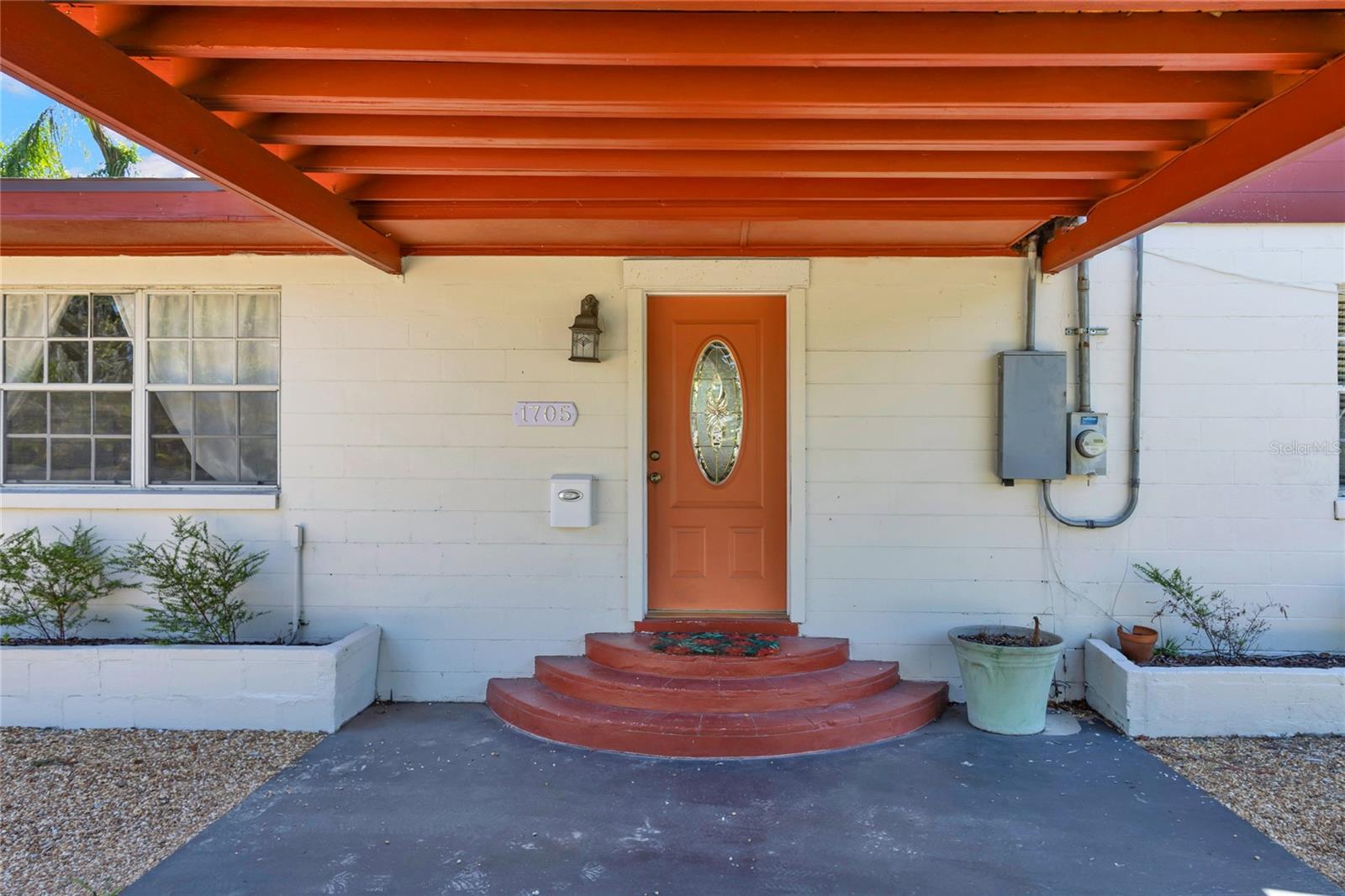 Image 4 of 36 For 1705 Virginia Drive