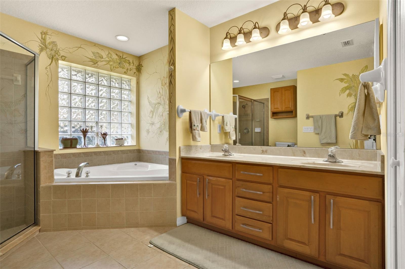 Image 22 of 54 For 4571 Abaco Drive
