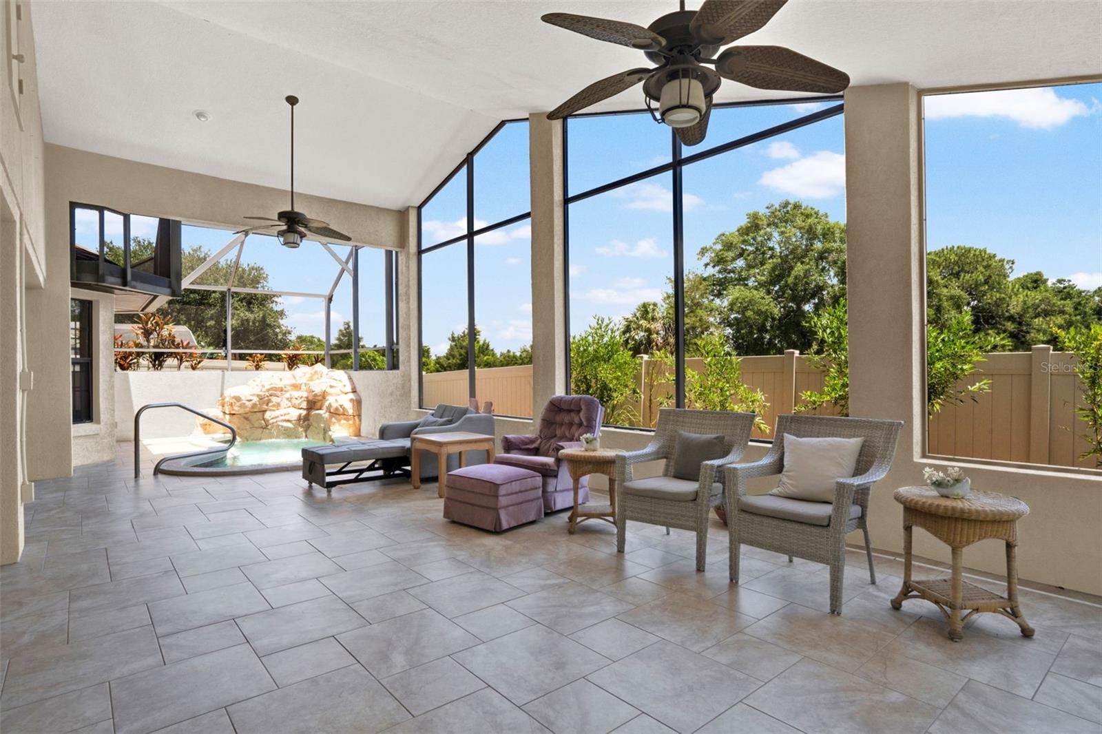 Image 36 of 54 For 4571 Abaco Drive