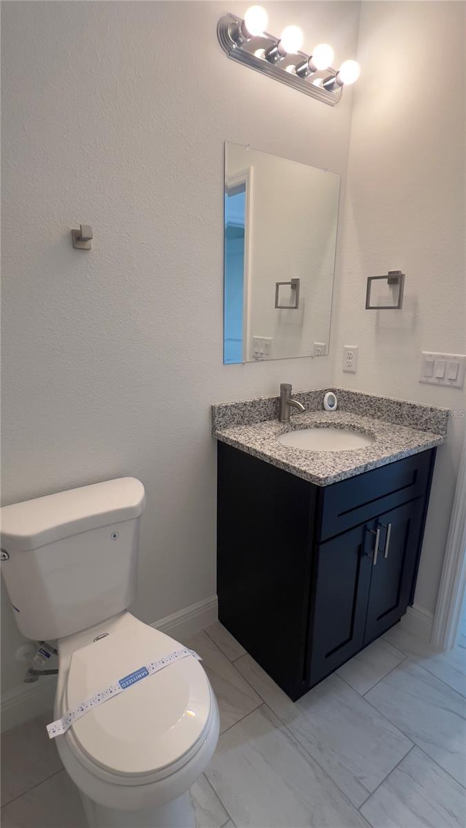 Listing photo id 8 for 3315 Montgomery Lane