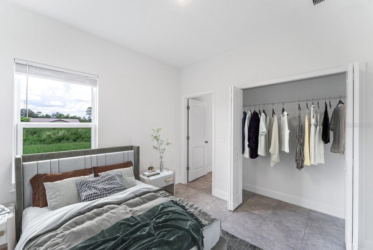Listing photo id 1 for 3315 Montgomery Lane