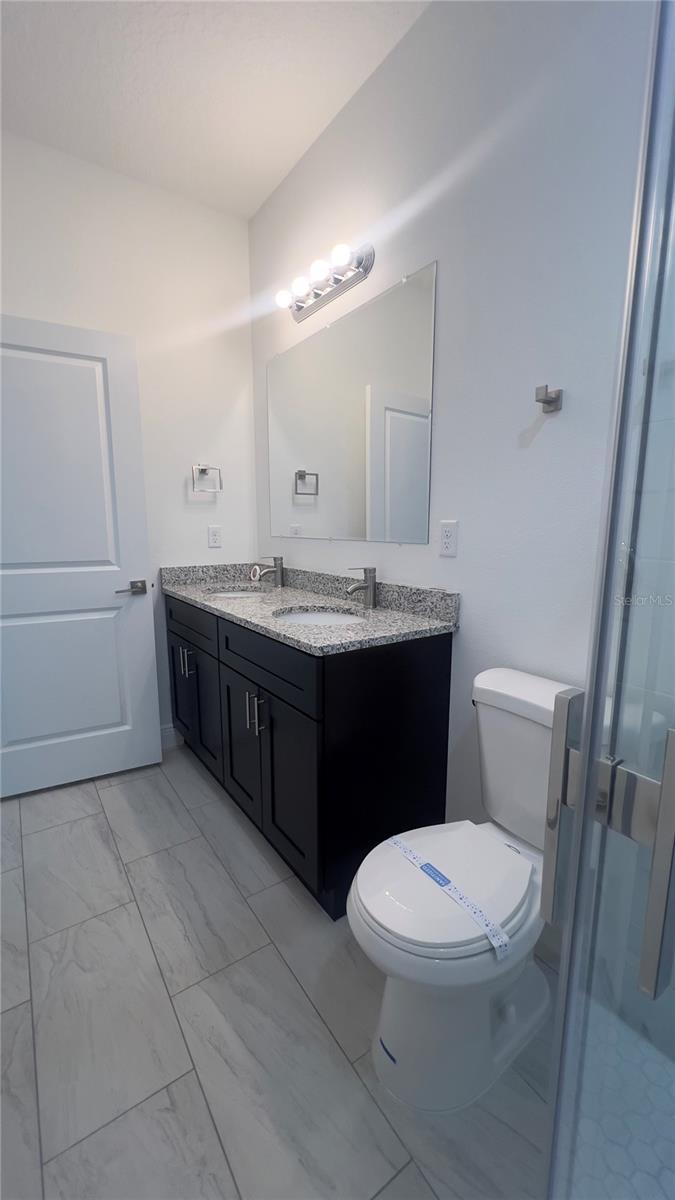 Listing photo id 31 for 3315 Montgomery Lane