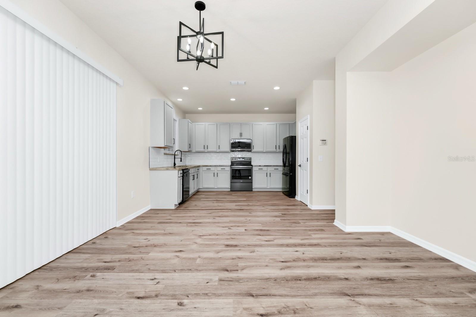 Image 10 of 50 For 309 Black Springs Lane