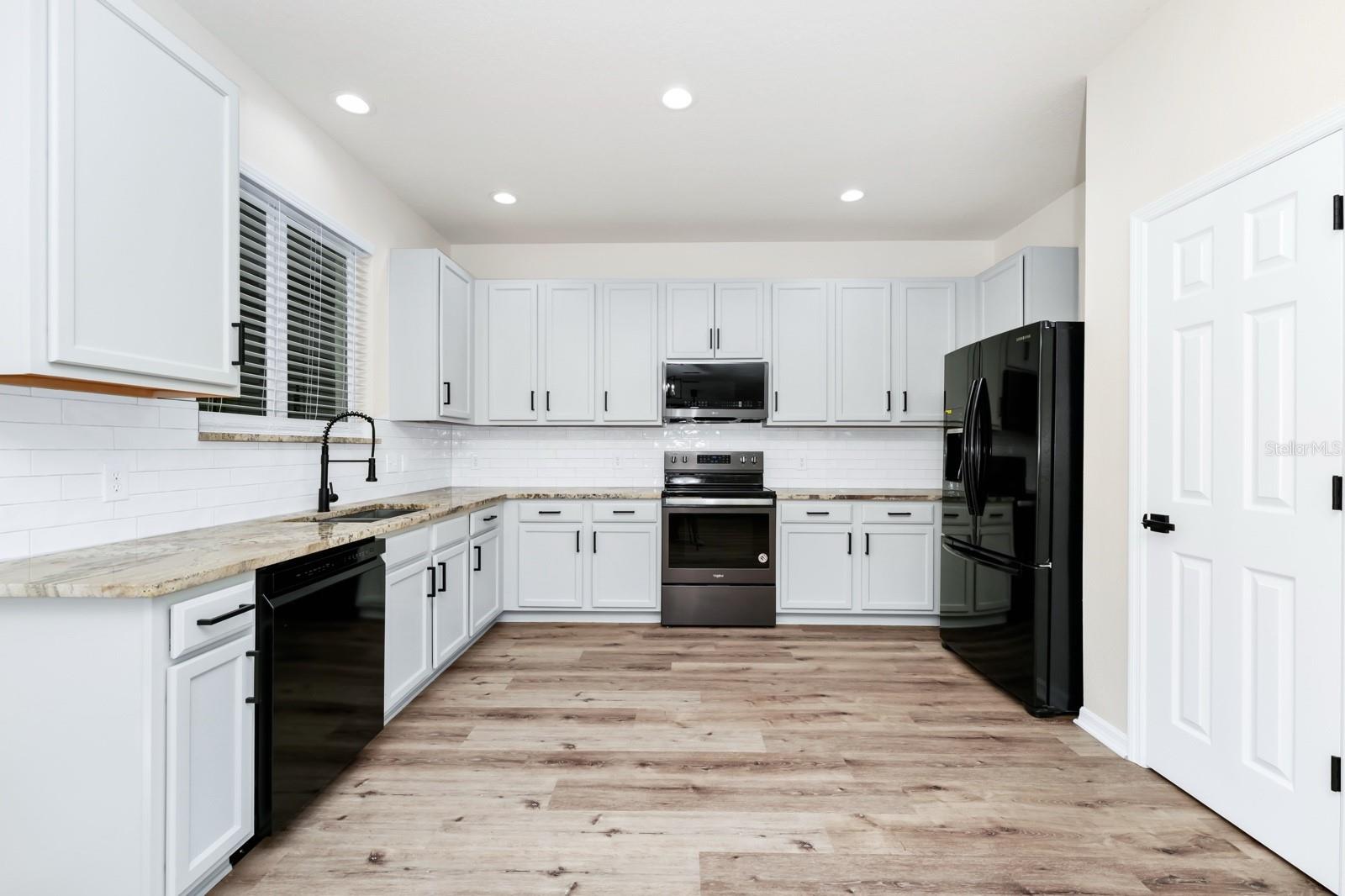 Image 11 of 50 For 309 Black Springs Lane