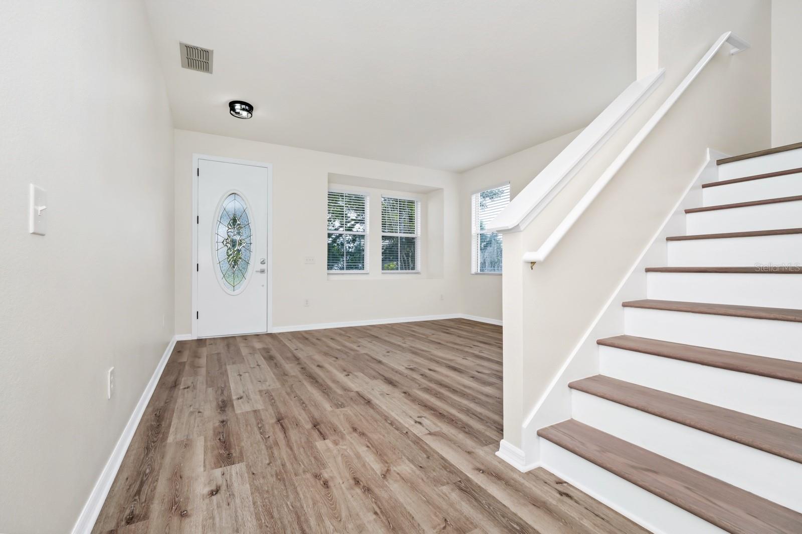 Image 4 of 50 For 309 Black Springs Lane