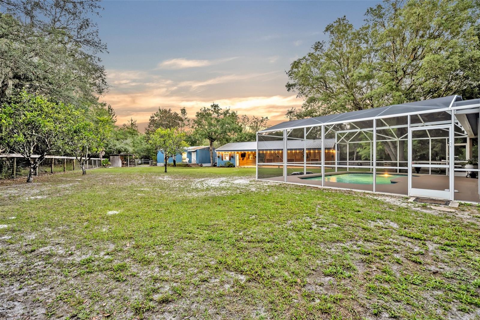 Image 24 of 40 For 595 Seminole Woods Boulevard