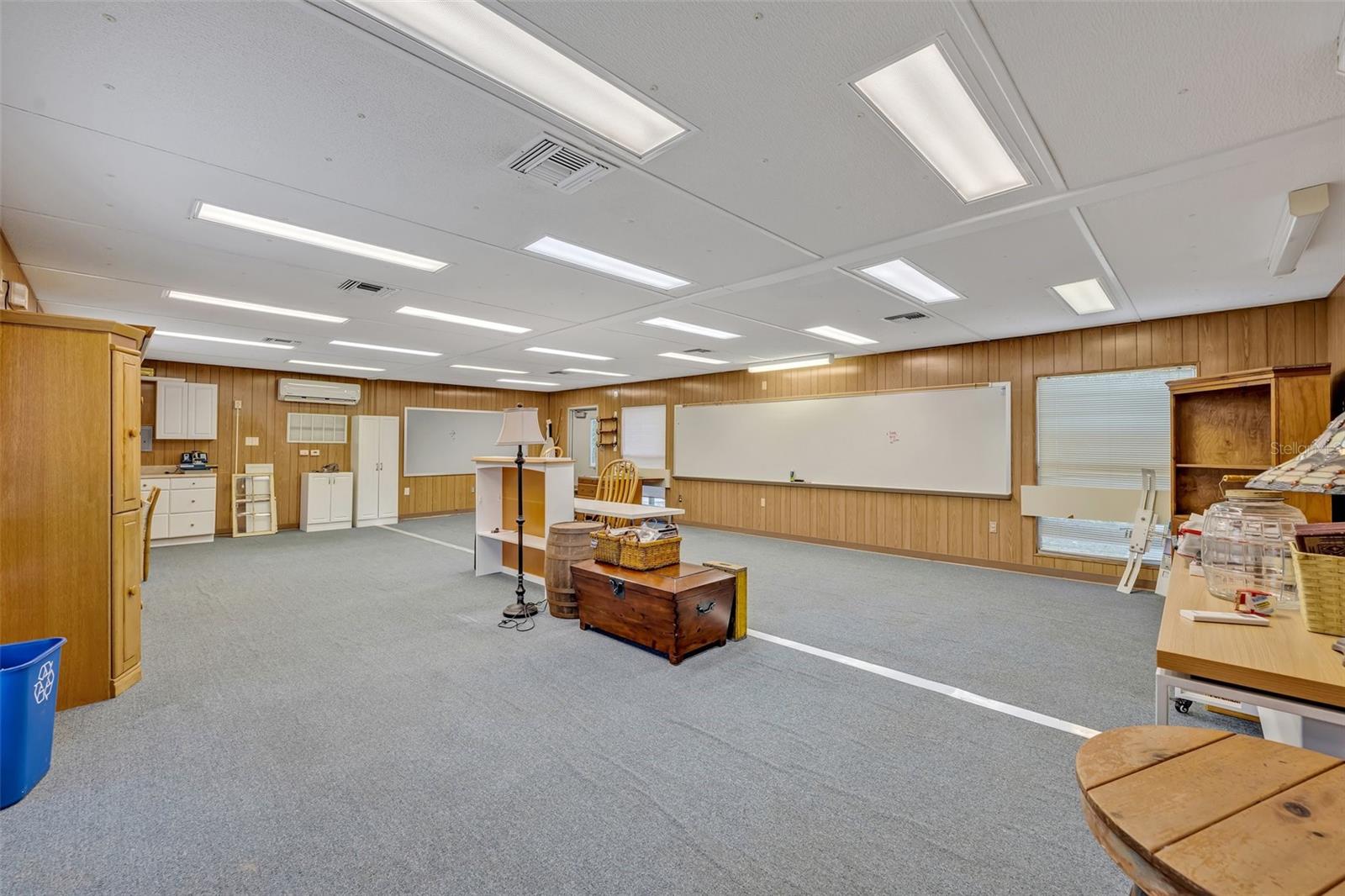 Image 31 of 40 For 595 Seminole Woods Boulevard