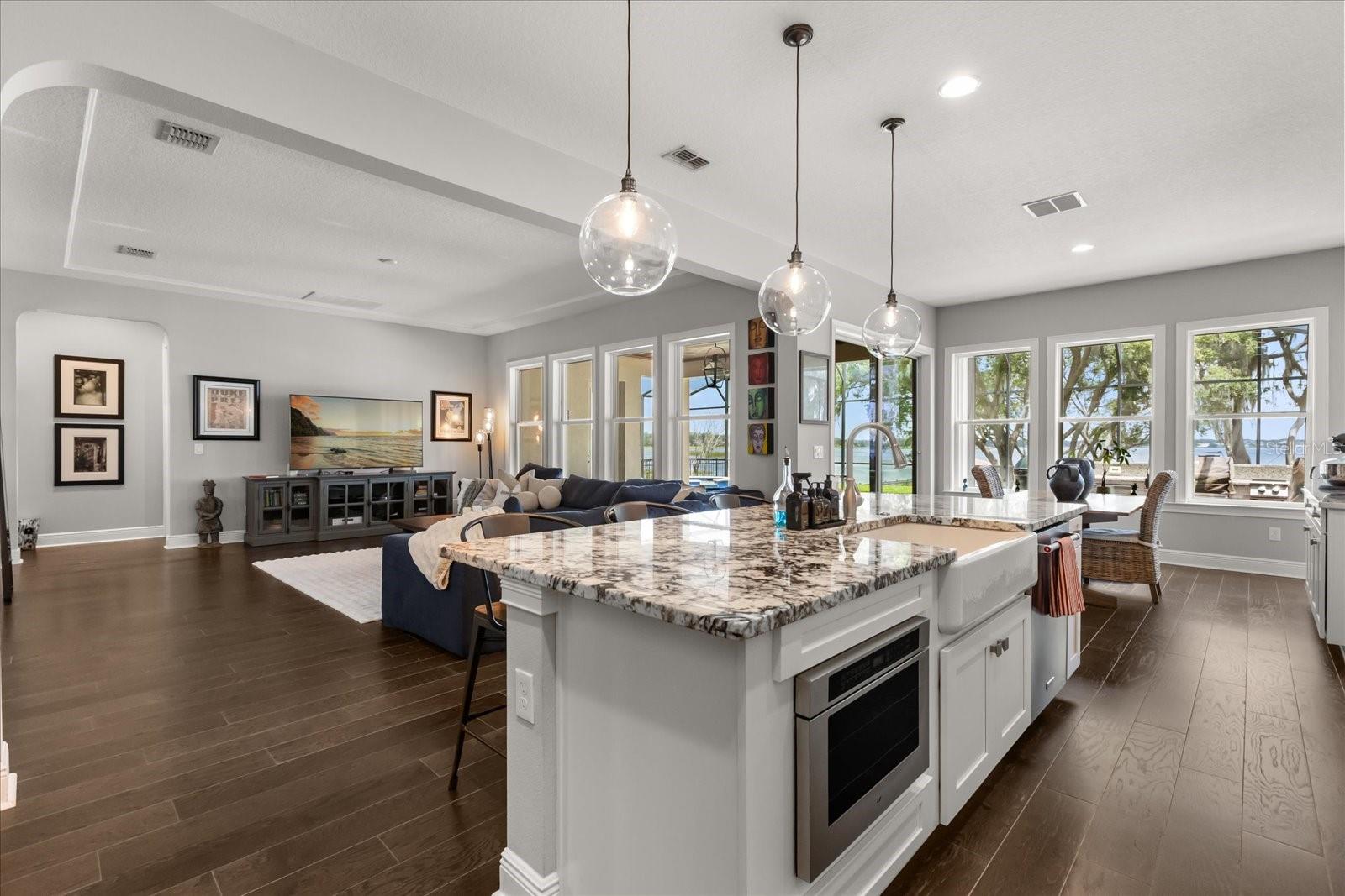 Image 13 of 60 For 16761 Broadwater Avenue