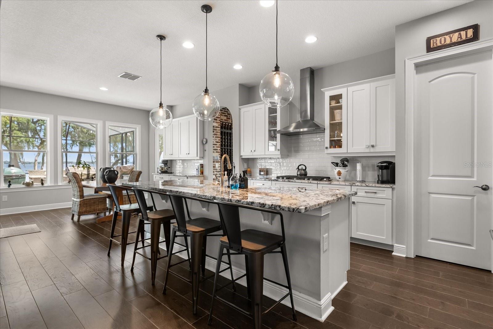 Image 15 of 60 For 16761 Broadwater Avenue