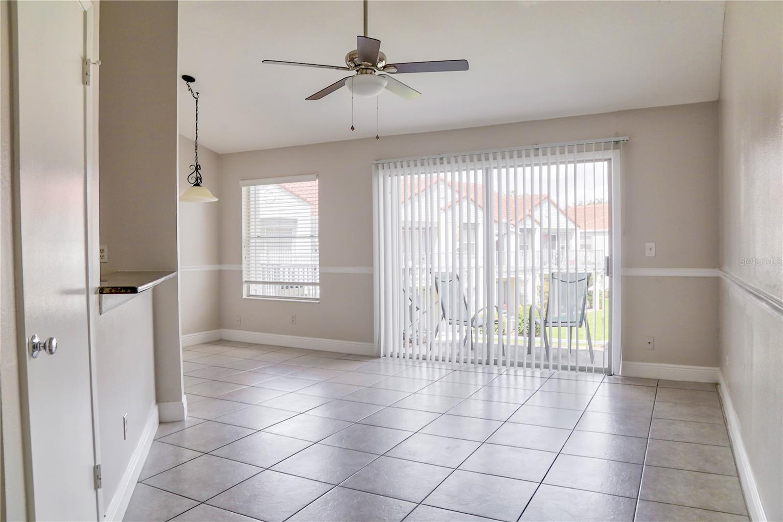 Image 3 of 18 For 2536 Woodgate Boulevard 202