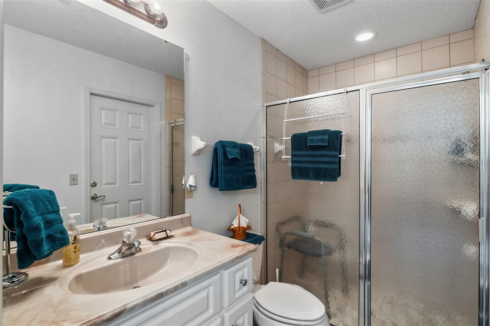 Image 16 of 32 For 4019 Lake Mirage Boulevard