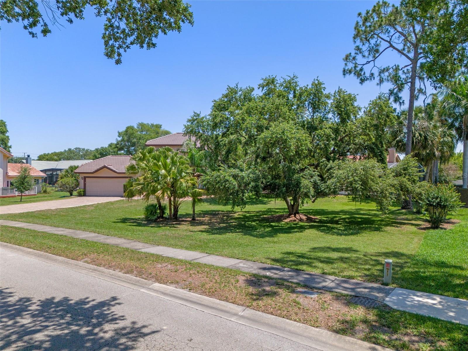 Image 24 of 32 For 4019 Lake Mirage Boulevard