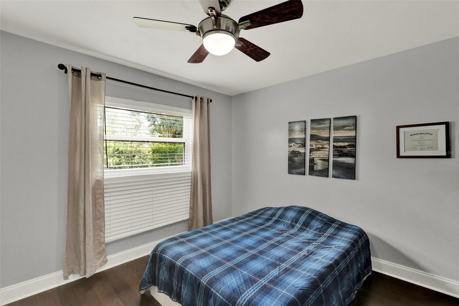 Listing photo id 26 for 1390 Yellow Pine Court
