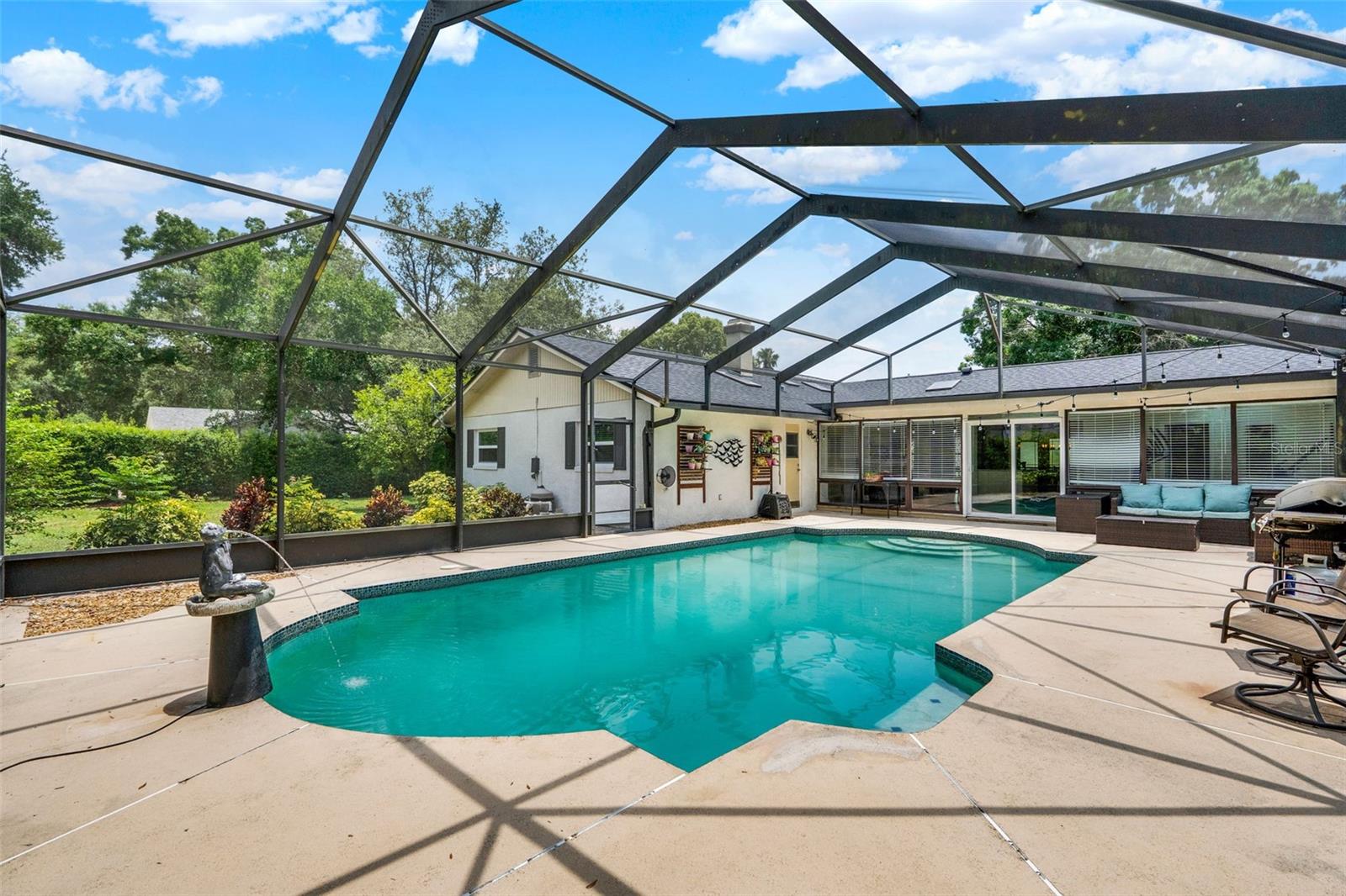 Listing photo id 38 for 1390 Yellow Pine Court