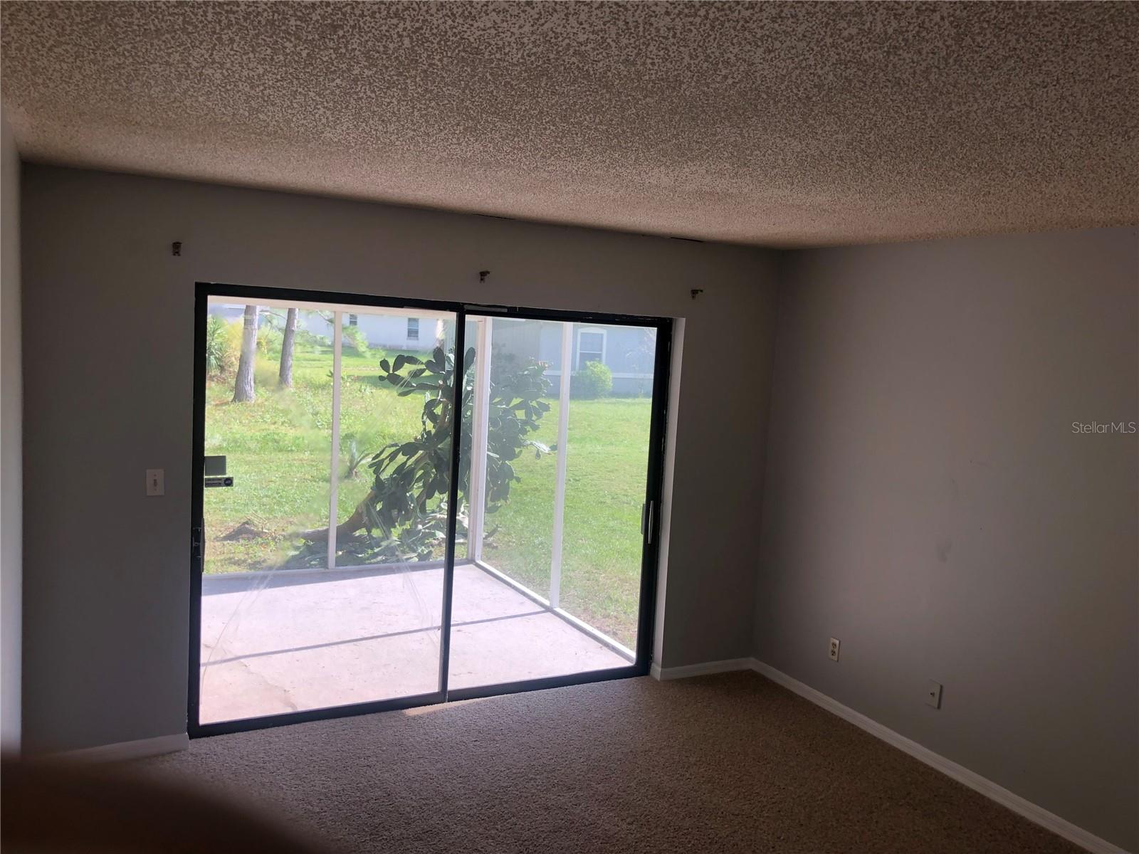 Image 18 of 37 For 11218 Crystal Glen Boulevard