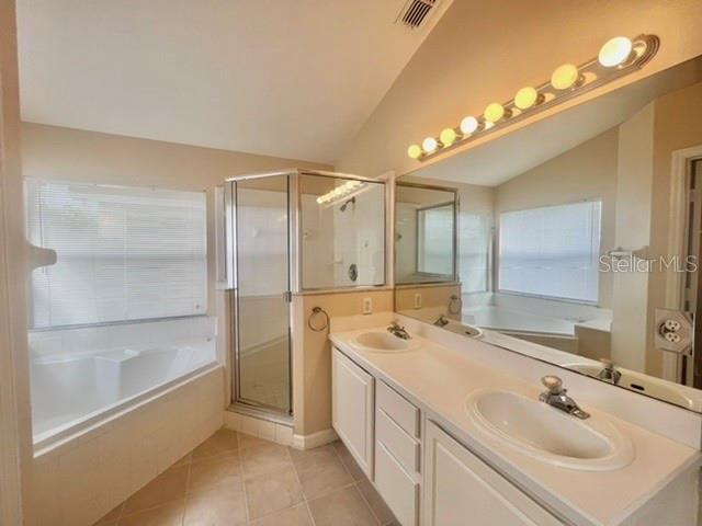 Image 31 of 37 For 11218 Crystal Glen Boulevard