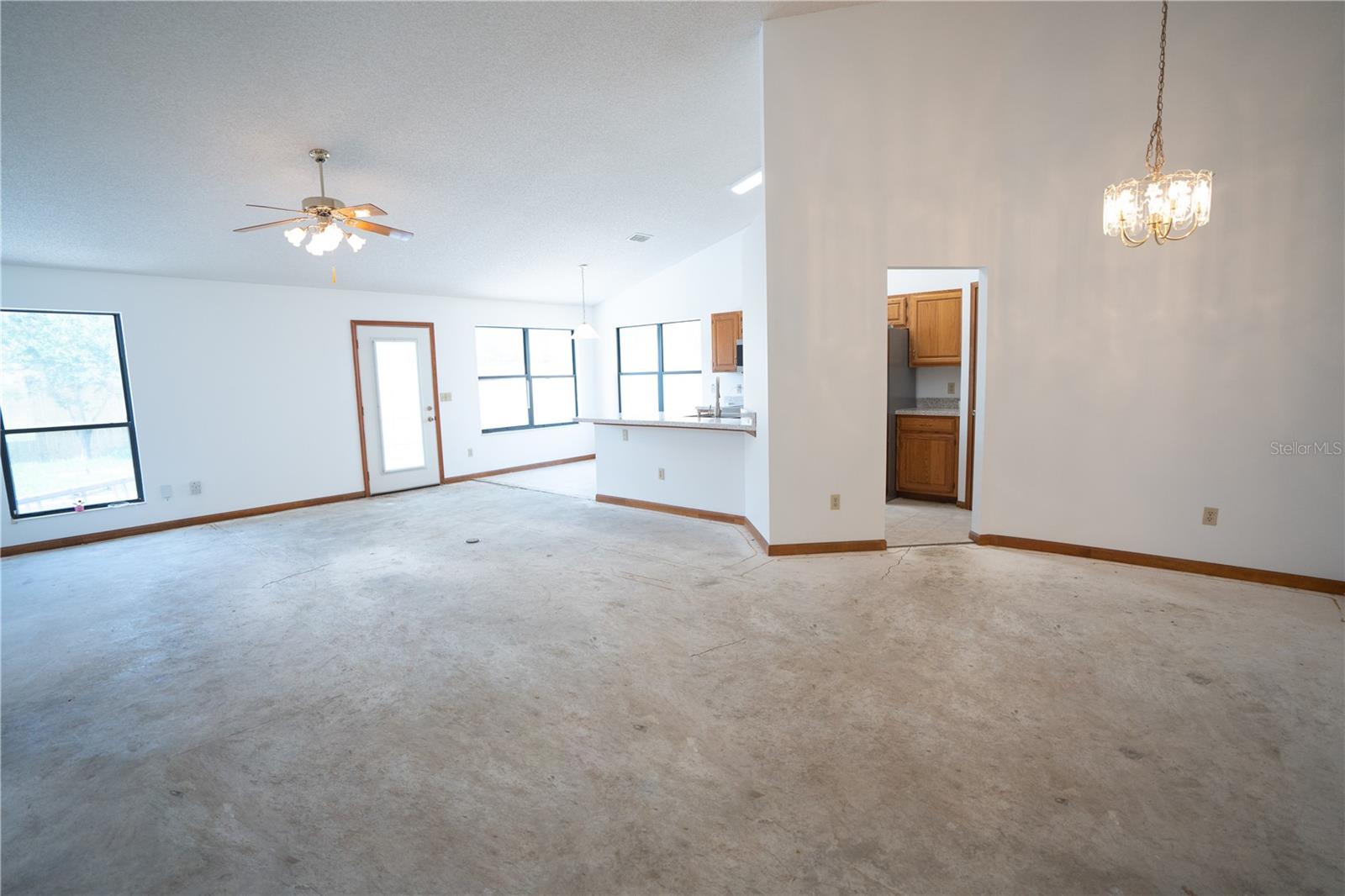 Image 11 of 27 For 14180 Hampton Falls Drive N