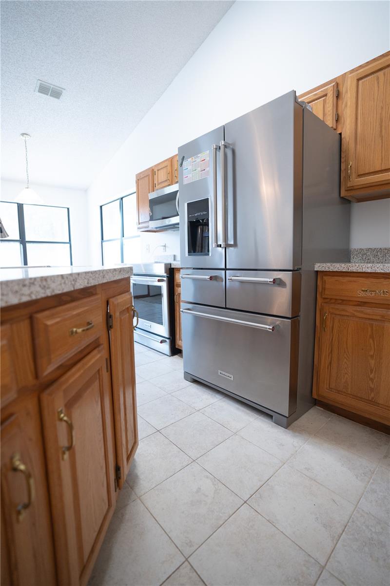 Image 5 of 27 For 14180 Hampton Falls Drive N
