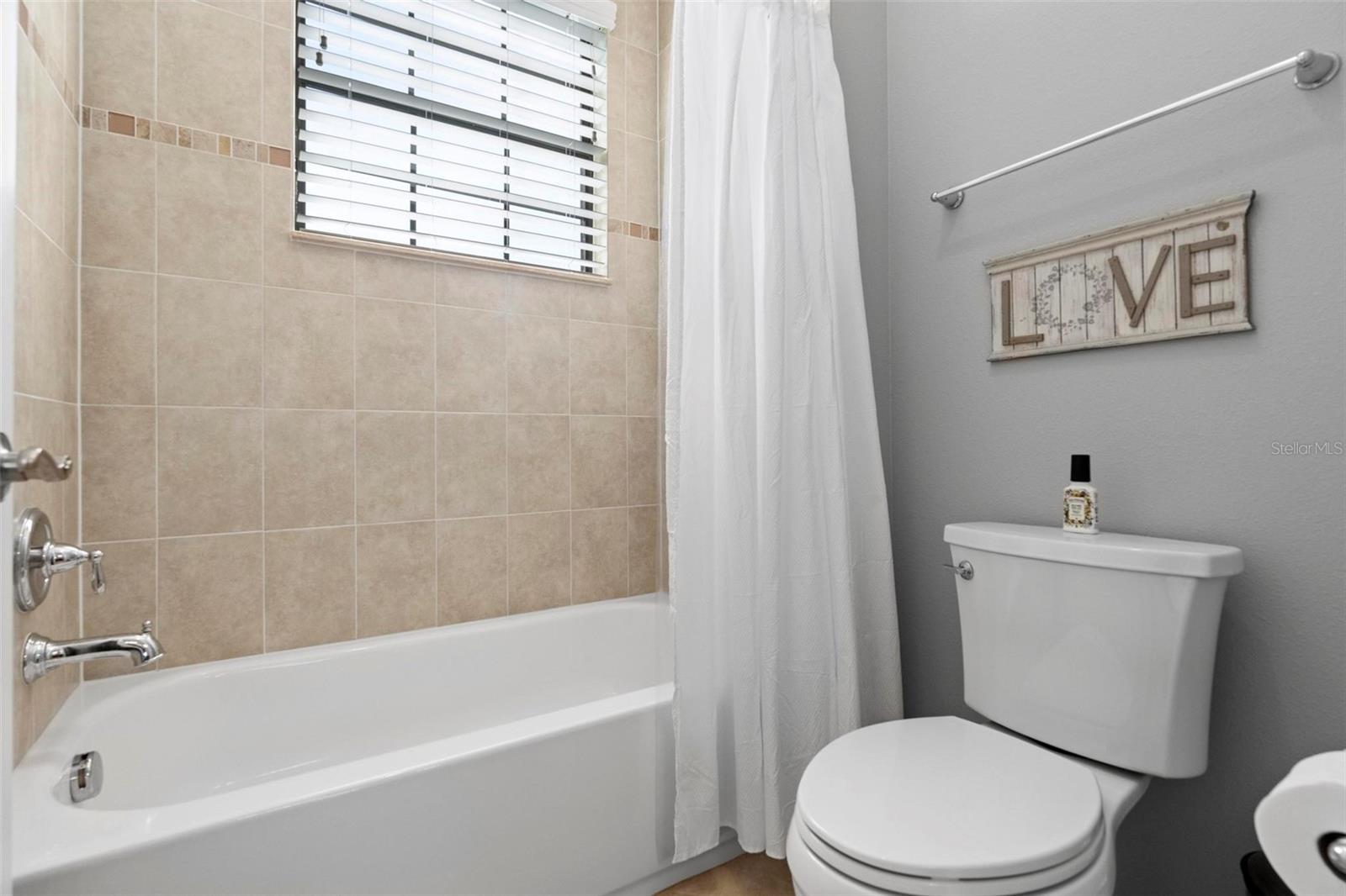 Image 36 of 54 For 8312 Prestbury Drive