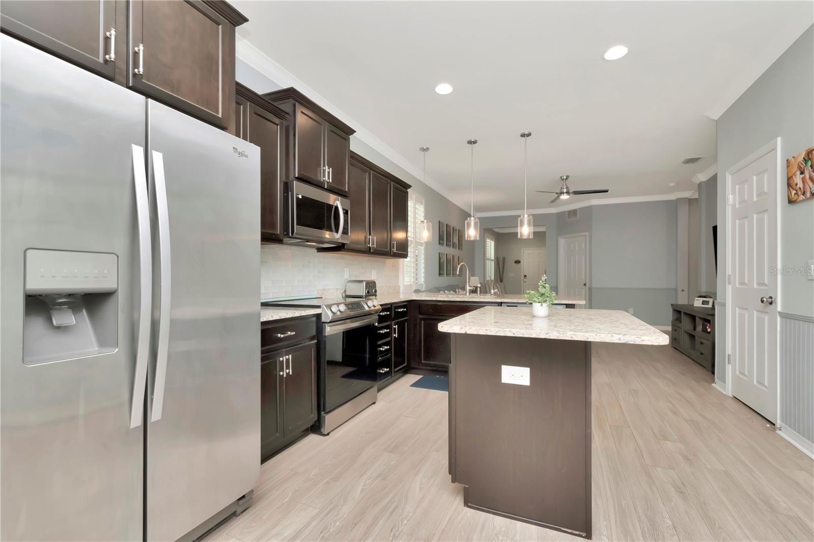 Image 20 of 41 For 8410 Red Spruce Avenue