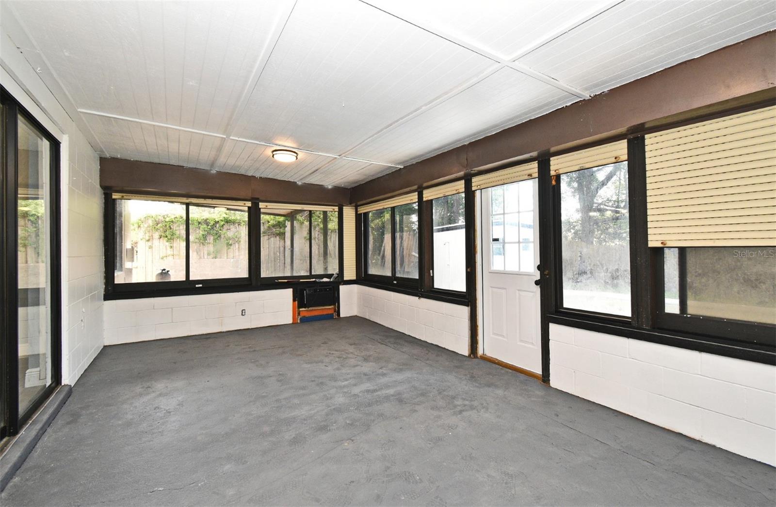 Image 21 of 30 For 5805 Hutton Drive