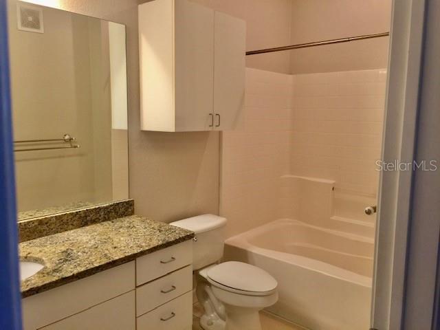 Image 29 of 94 For 860 Orange Avenue 167